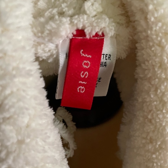 Josie Marin • Fluffy • Yellow • X-Small • Robe - Picture 7 of 14